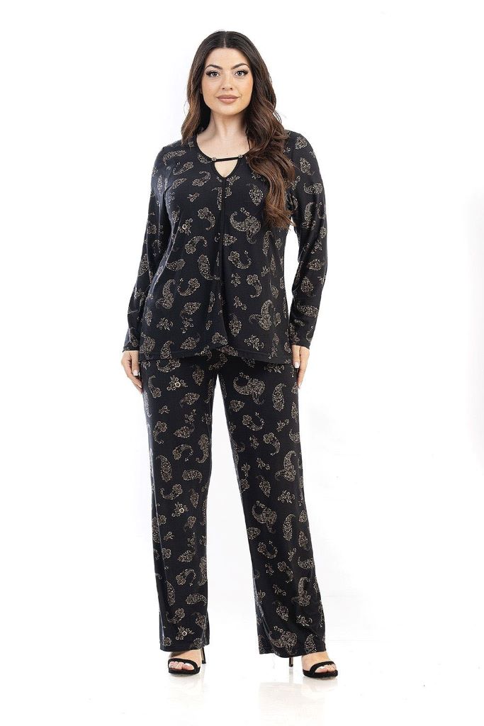 Σετ εμπριμέ ελαστικη μπλούζα σε άλφα γραμμή και παντελόνα με ελαστική μέση Σετ εμπριμέ ελαστικη μπλούζα σε άλφα γραμμή και παντελόνα με ελαστική μέση