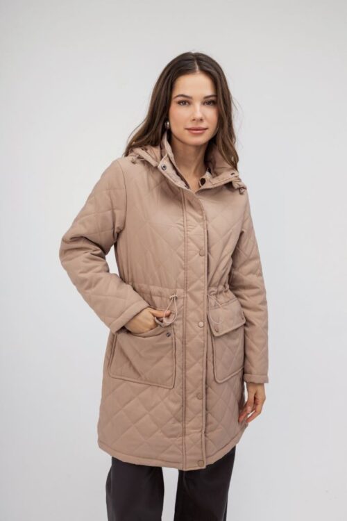 Μπουφάν καπιτονέ με κουκούλα και τσέπες και ενσωματωμένη ζώνη