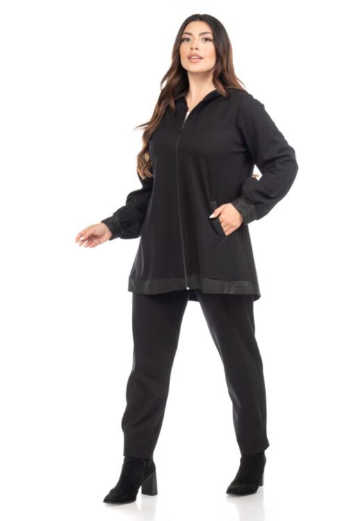 Ζακέτα με κουκούλα τσέπες και λπετομέρεια φάσα μεταλλική στα μανίκια και στο τελείωμα