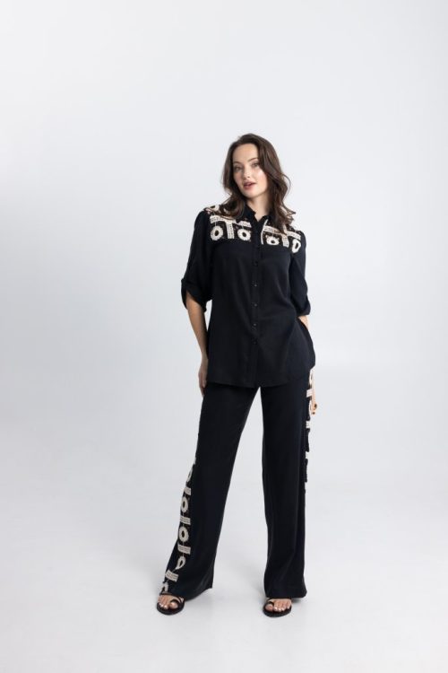 Σετ με κέντημα